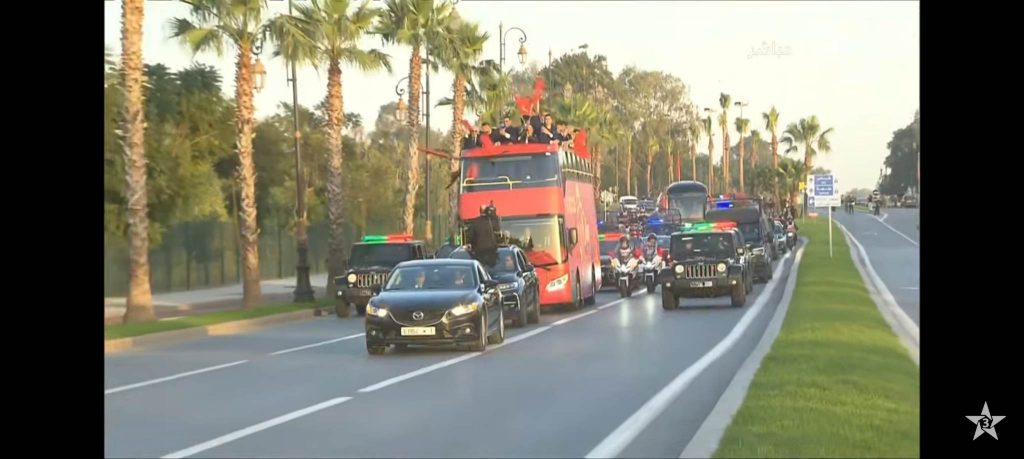 استقبال تاريخي لأسود الأطلس مباشرة بعد وصولهم إلى أرض الوطن عائدين من قطر بالمركز الرابع في المونديال