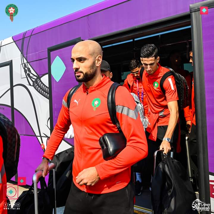 بعثة المنتخب الوطني المغربي تغادر الدوحة صوب ارض الوطن