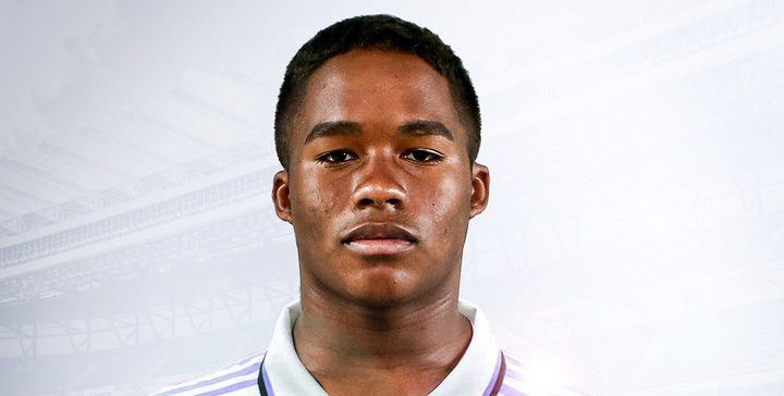 ريال مدريد يحسم صفقة الموهبة البرازيلية إندريك