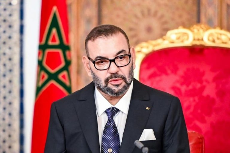 الملك محمد السادس يعزي أسرة الأسطورة البرازيلية بيليه