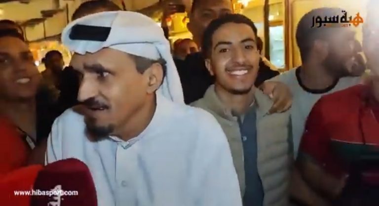 الجماهير المغربية تخلق أجواء رائعة في سوق واقف قبل مباراة الترتيب أمام كرواتيا