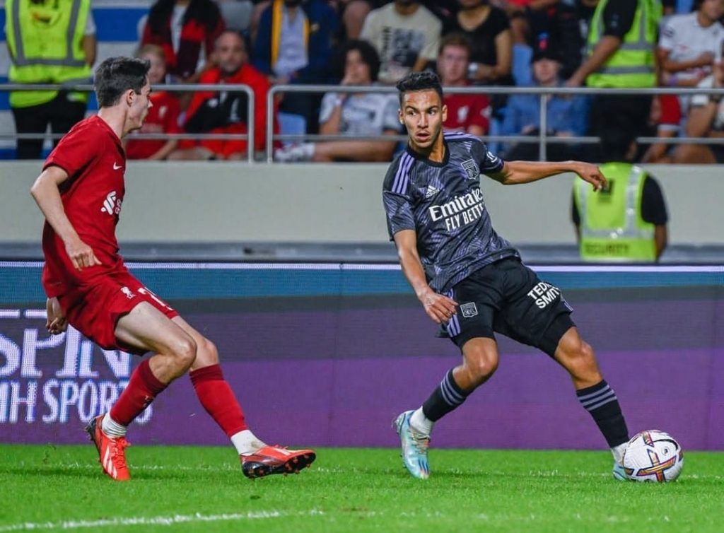 أشرف لعزيري ينال إعجاب لوران بلان ويشارك مع الفريق الأول لأولمبيك ليون في مباريات ودية