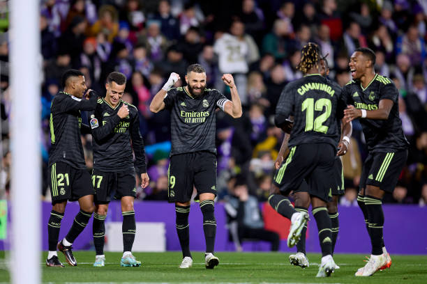 ريال مدريد يحقق فوزا صعبا أمام بلد الوليد وينفرد مؤقتا بصدارة الدوري الإسباني