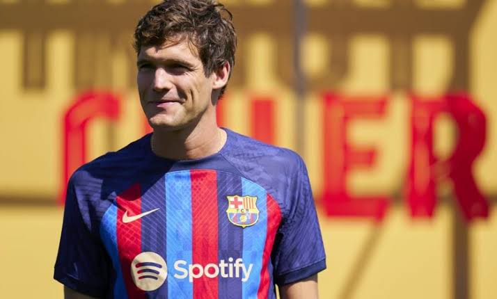 برشلونة يحسم مستقبل ألونسو مع الفريق برشلونة يحسم مستقبل ألونسو مع الفريق