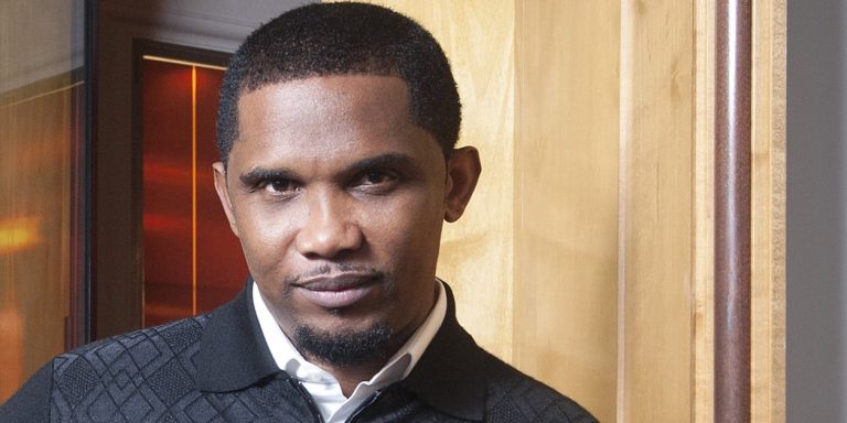 صامويل إيتو يتفاعل مع تأهل المغرب إلى نصف نهائي كأس العالم