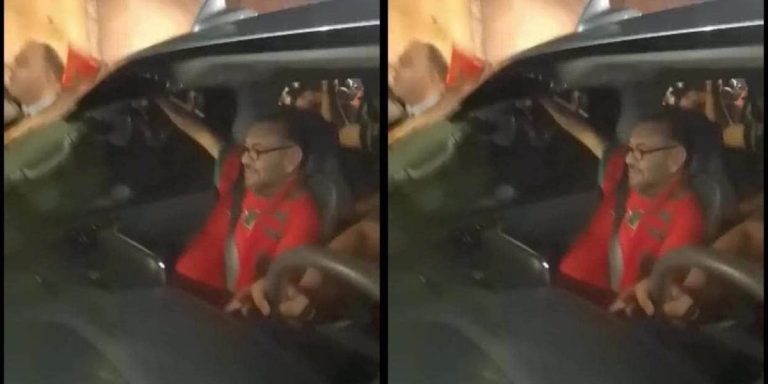 الملك محمد السادس يحتفل مع الشعب المغربي في شوارع الرباط بعد تأهل أسود الأطلس إلى ربع نهائي كأس العالم
