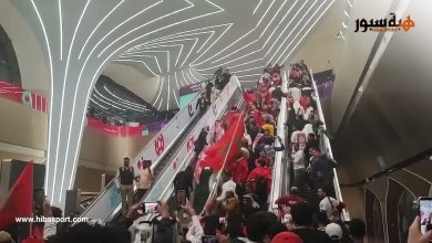 احتفالات المشجعين المغاربة في ميترو الدوحة الجزء الثالث