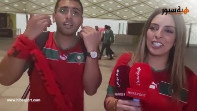 مشجعة مغربية تعبر عن فرحتها بانتصار المغرب على البرتغال والتأهل للمربع الذهبي للمونديال