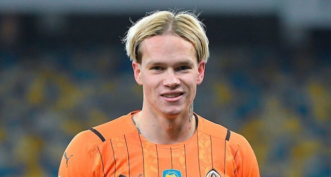 شاختار يشترط 100 مليون يورو لبيع نجمه مودريك