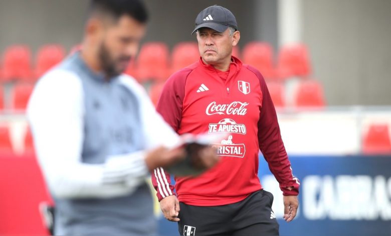 مدرب البيرو : سنفاجئ المنتخب المغربي !