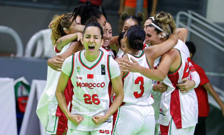 المنتخب النسوي لكرة السلة يطيح بالجزائر ويتأهل إلى نهائي البطولة العربية