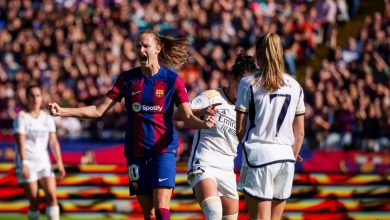 فوز كاسح لبرشلونة أمام ريال مدريد في “كلاسيكو السيدات”