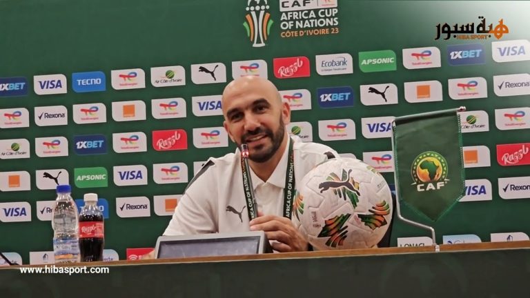 الركراكي ساخرا: فالحب فاش كتشوف المرأة كل نهار ماشي مزيان