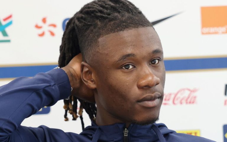 الإصابة تضرب كامافينجا مع المنتخب الفرنسي