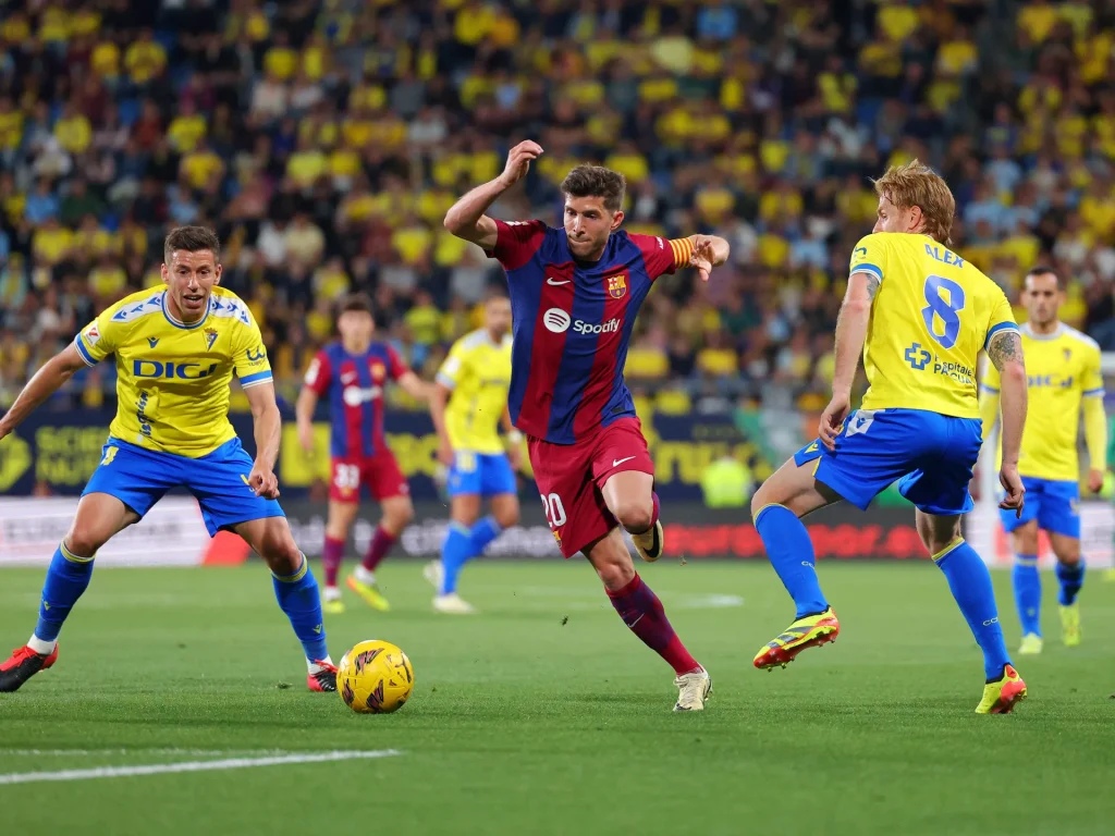 برشلونة يتجاوز فخ قادش ويعزز ووصافته للريال