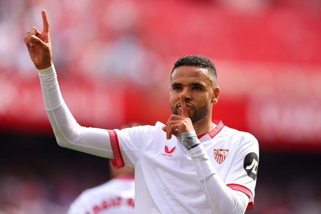 النصيري يسجل ويقود إشبيلية للفوز في الدوري الإسباني