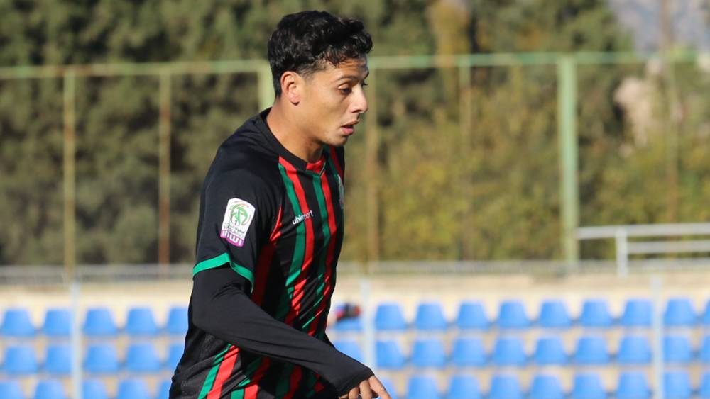 الرجاء الرياضي يرد على تصريحات لاعبه السابق زكرياء الهبطي