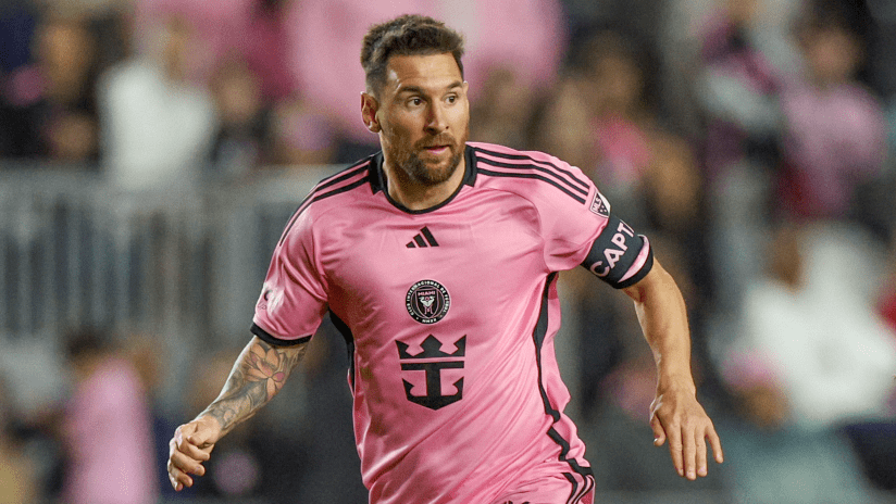 ميسي يدشن عودته إلى الملاعب بهدف أمام كولورادو رابيدس