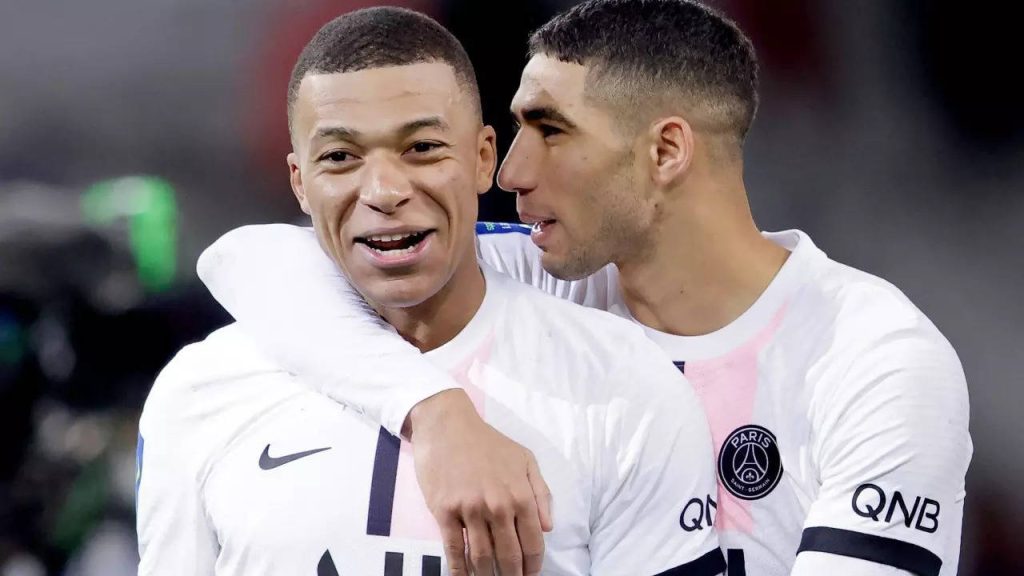 مبابي يخضع لإختبار المنشطات بعد مباراة باريس ضد دورتموند في دوري الأبطال