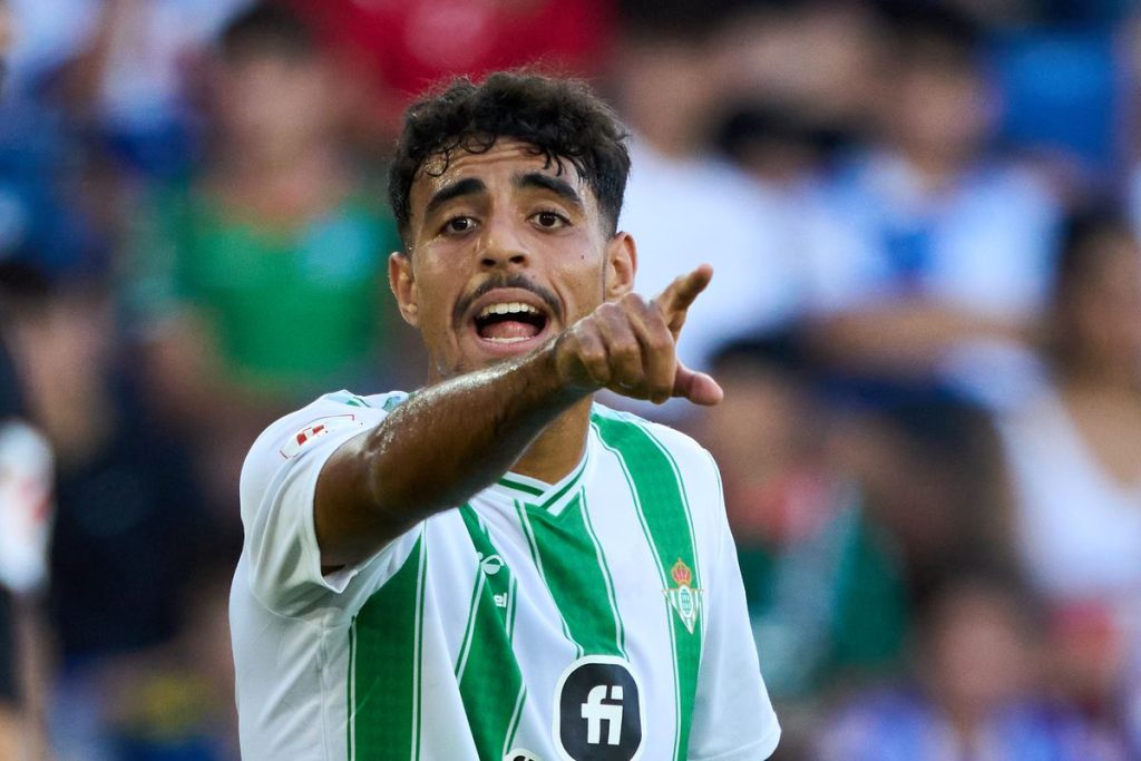 شادي رياض يقترب من الانتقال إلى الدوري الإنجليزي