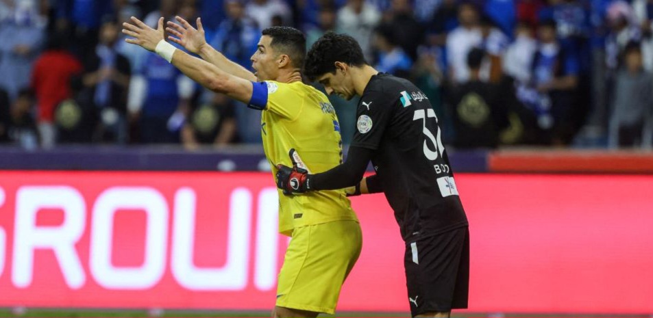 صراع جديد بين بونو ورونالدو في نهائي كأس ملك السعودية