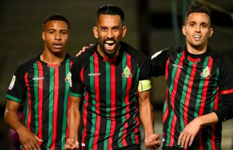 البطولة الإحترافية.. الجيش الملكي يعزز الصدارة والرجاء يواصل المطاردة (نتائج الدورة 28)