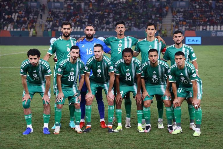 رسميا.. منتخب غينيا يستقبل الجزائر في ملعب العبدي بالجديدة