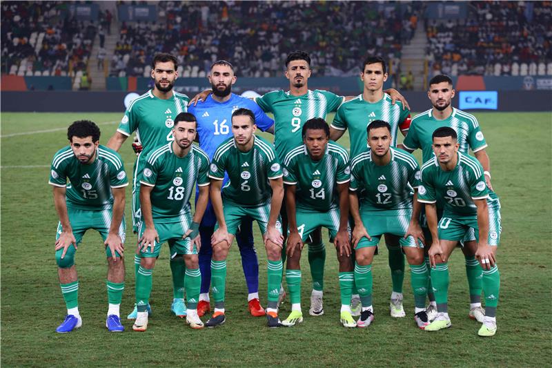 رسميا.. منتخب غينيا يستقبل الجزائر في ملعب العبدي بالجديدة
