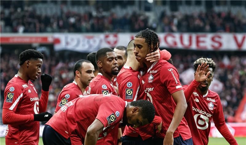 نجم ليل الفرنسي يرد على عرض ريال مدريد