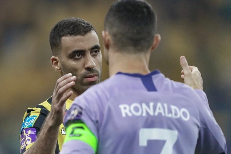 رونالدو يهدد رقم حمد الله التاريخي في الدوري السعودي
