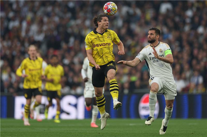 ريال مدريد يتوج بدوري أبطال أوروبا على حساب بروسيا دورتموند