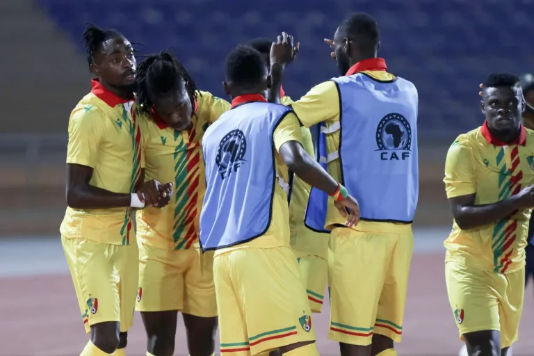 لاعبو منتخب الكونغو يرفضون السفر إلى المغرب لخوض مباراة تصفيات المونديال