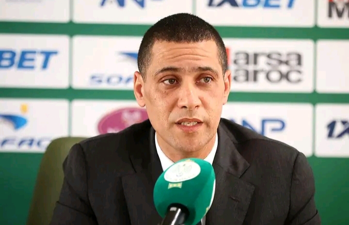 بودريقة بعد تتويج الرجاء بلقب البطولة: "هذا جهدي عليكم"