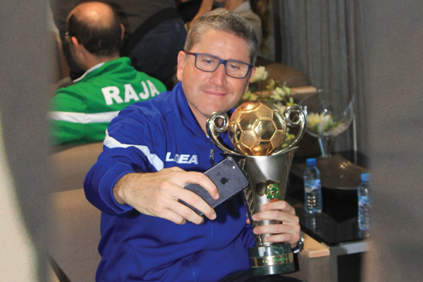 جاريدو مدربا جديدا لبرسبوليس الإيراني بعد مغادرته للجزائر