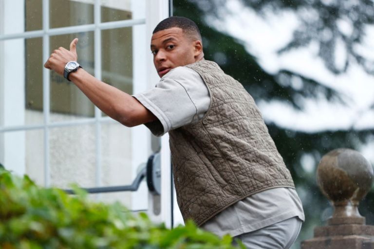 مبابي: لقد أصبح الحلم حقيقة.. وفخور بالانضمام لفريق أحلامي ريال مدريد