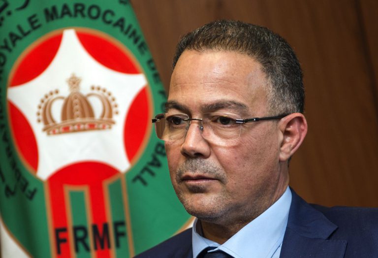 فوزي لقجع يعزي في وفاة والدة الملك