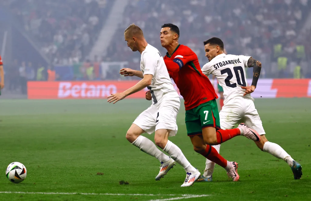 يورو 2024.. البرتغال تتخطى سلوفينيا وتضرب موعدا مع فرنسا في ربع النهائي