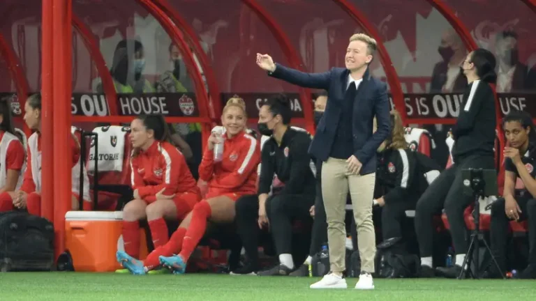 أولمبياد باريس.. طرد مدربة كندا من منصبها بسبب طائرة مسيرة للتجسس