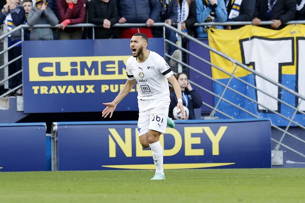 لاعب المنتخب الأولمبي بغراوي ينتقل إلى الدوري البرتغالي