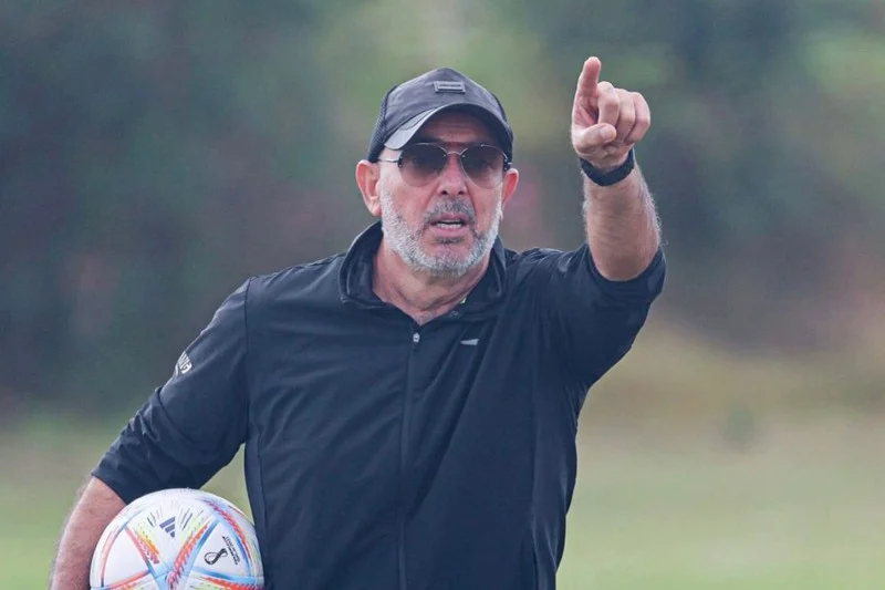 مدرب الجيش الملكي ينسحب من الندوة الصحفية بعد نهائي كأس العرش