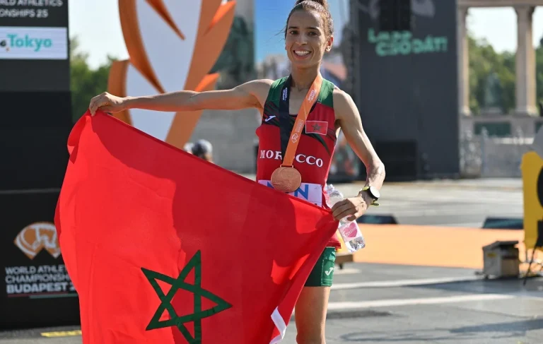 فاطمة الزهراء كردادي توجه الشكر لأحيزون قبل مشاركتها في أولمبياد "باريس 2024"