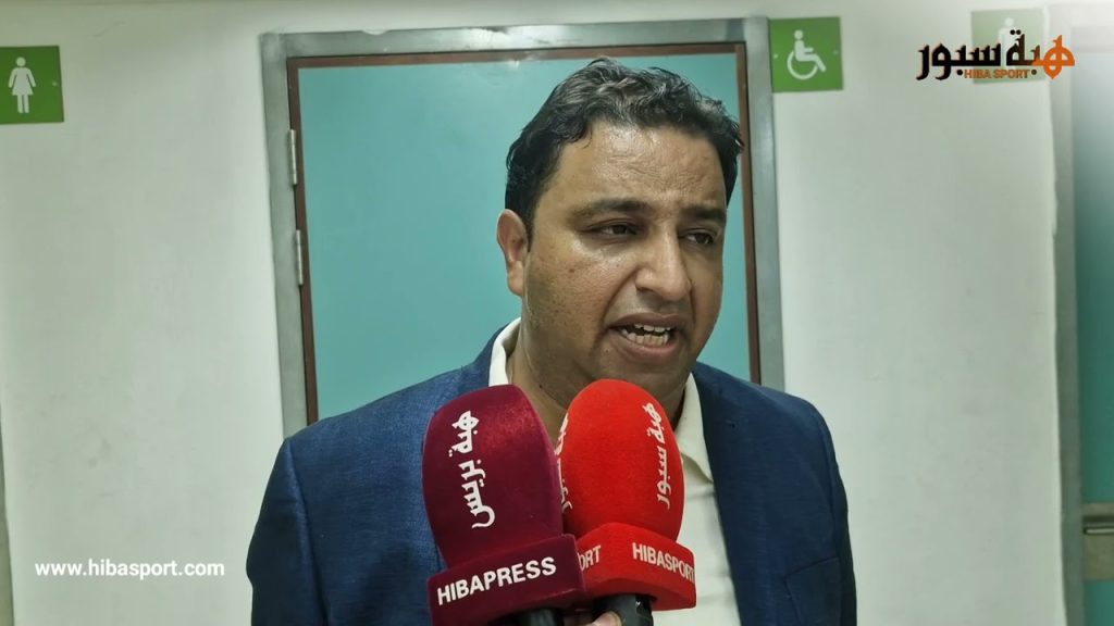 فهد بنمبارك يهنئ مكونات الرجاء بإحراز الكأس ويكشف مستقبل زيمباور