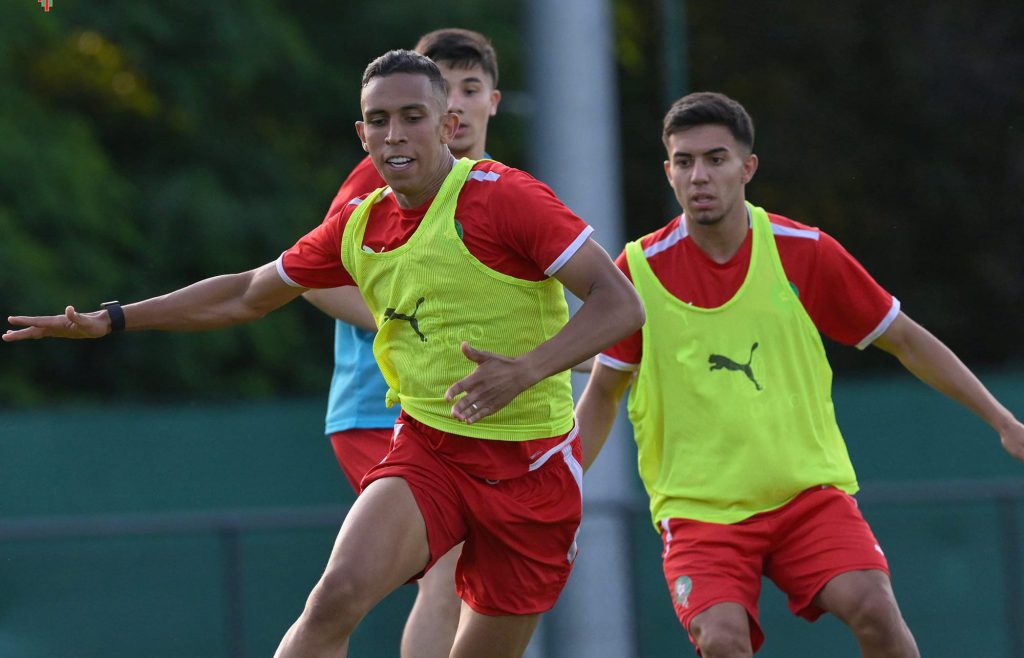 السكتيوي يكشف حالة رحيمي قبل مواجهة العراق وموقفه من المشاركة