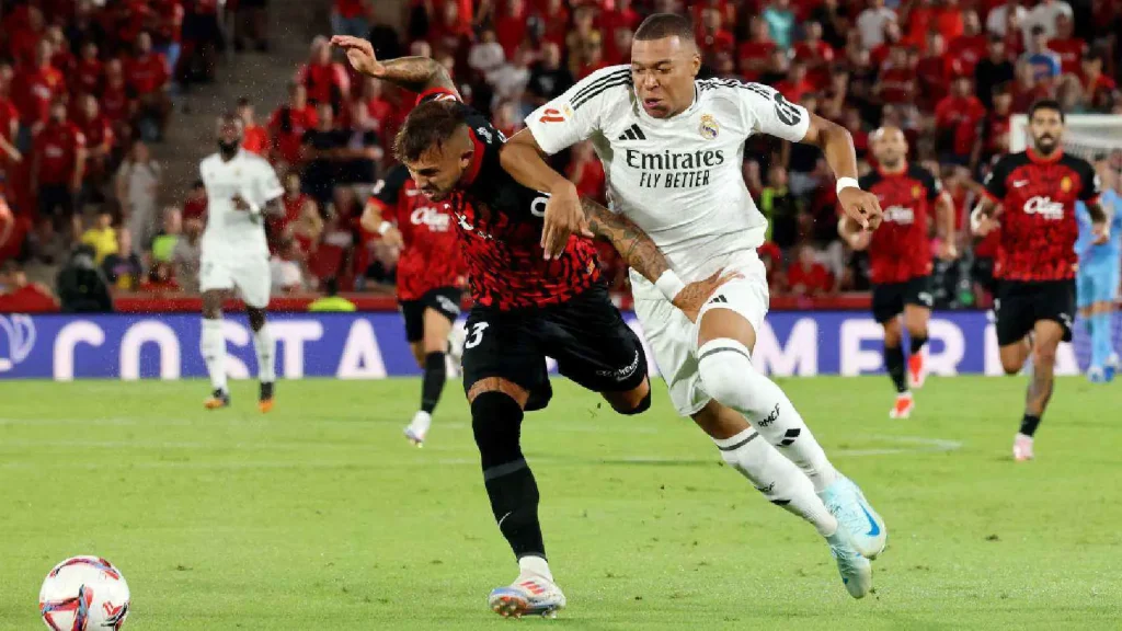 ريال مدريد ينتقد التحكيم بعد التعادل مع مايوركا