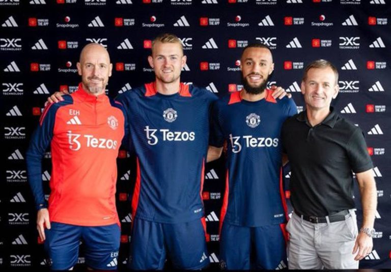 مزراوي يستهل مبارياته مع المان يونايتد بمواجهة فولهام غدا