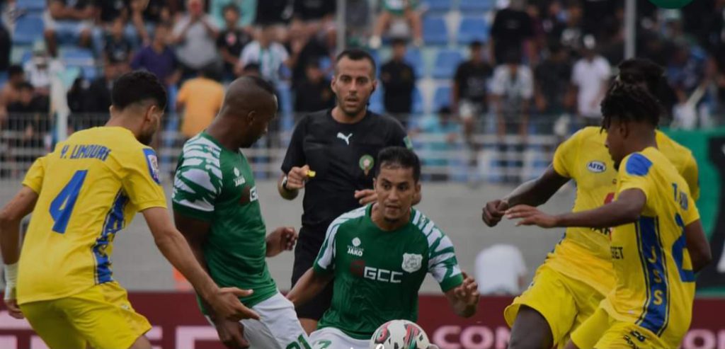 البطولة الإحترافية.. الدفاع الجديدي وشباب السوالم يتعادلان في مباراة افتتاح الموسم الجديد