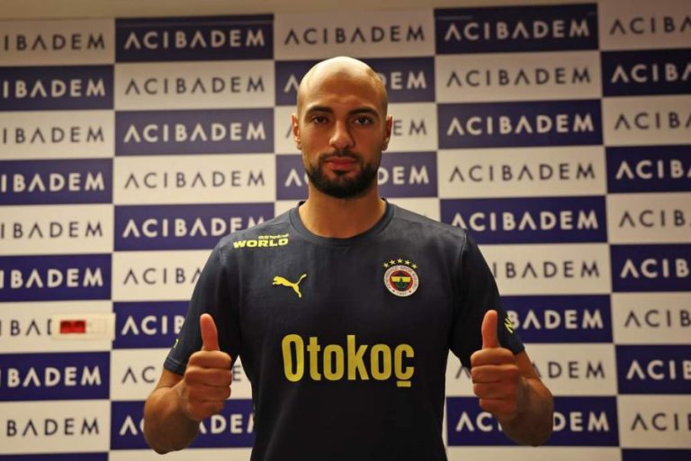 امرابط يكشف ما دار بينه وبين مورينيو قبل القدوم لفنربخشة