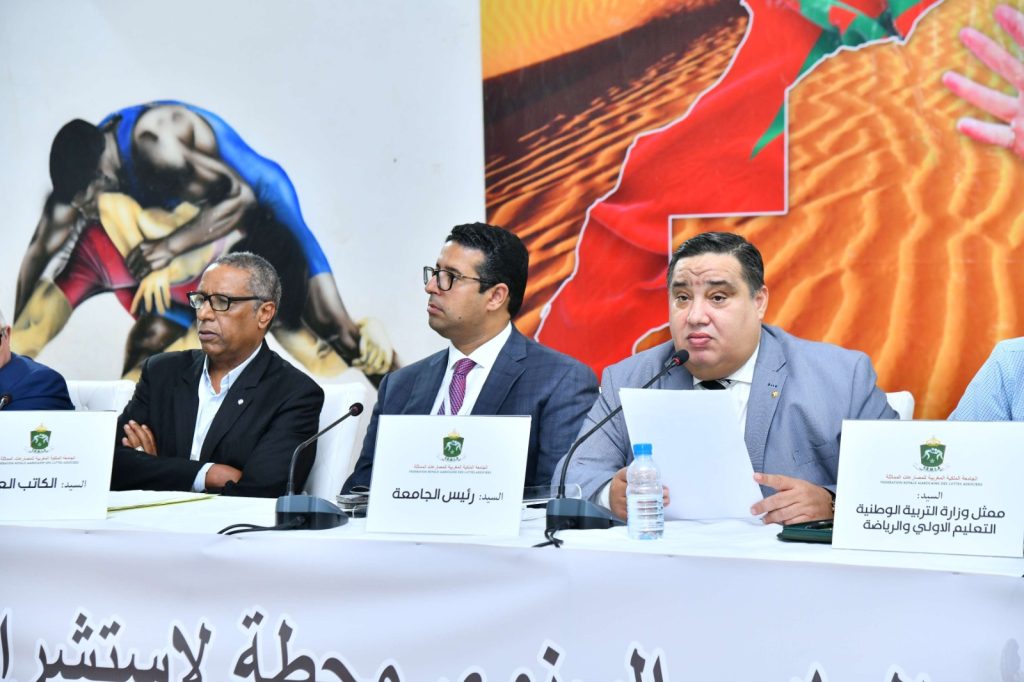 غرائب الأولمبياد.. المغاربة ينتظرون ميدالية في المصارعة ورئيس الجامعة يبحث عن طباخ مختص بيتزا!