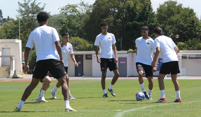 المنتخب الوطني ينهي تحضيراته لمواجهة إسبانيا في نصف نهائي الأولمبياد