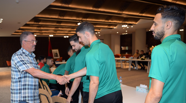 لقجع يستقبل "أسود الفوتسال" لتحفيزهم قبل المشاركة في مونديال أوزبكستان